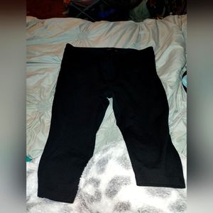 Torrid 26 short black skinny jeans